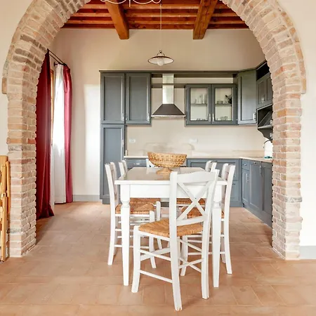 Il Borgo Delle * بالايا