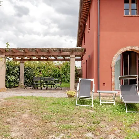 Il Borgo Delle * Palaia