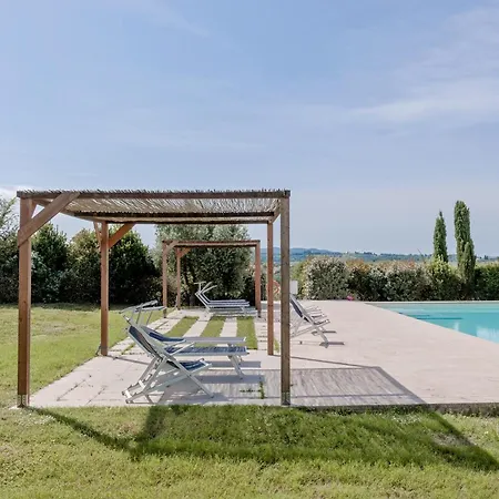 فيلة Il Borgo Delle