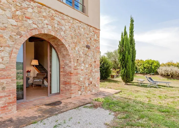 Il Borgo Delle *