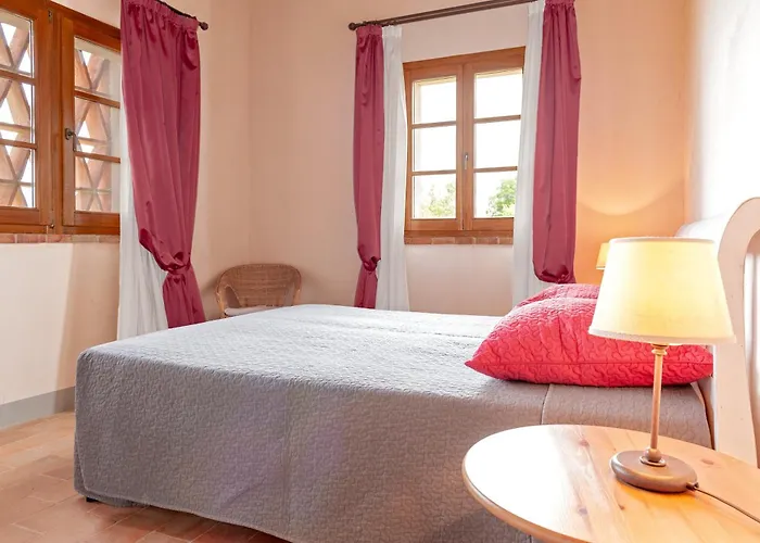 Il Borgo Delle Vila Palaia